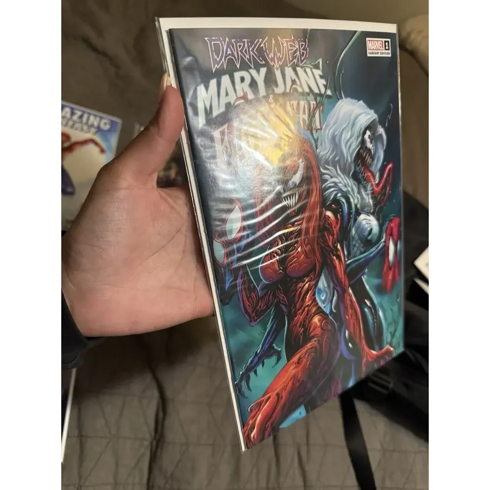 Marvel Dark Web: Mary Jane & Black Cat #1 Modern Age Variant Edition Cover